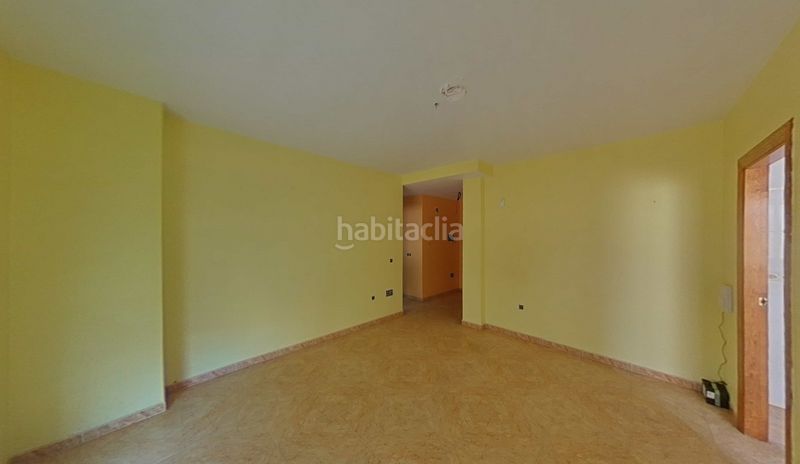 Foto fdf8075c-ae92-4e7a-a892-dd397f5c8bcd. Pis a Adra