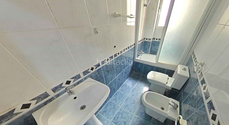 Foto bd11fe6e-7a2c-4c00-a8d9-f83c6310cdcd. Pis a San Luis Almería