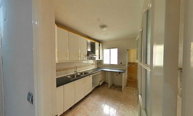 Foto fe280de4-d213-470f-b391-b25e131b9342. Pis a San Luis Almería