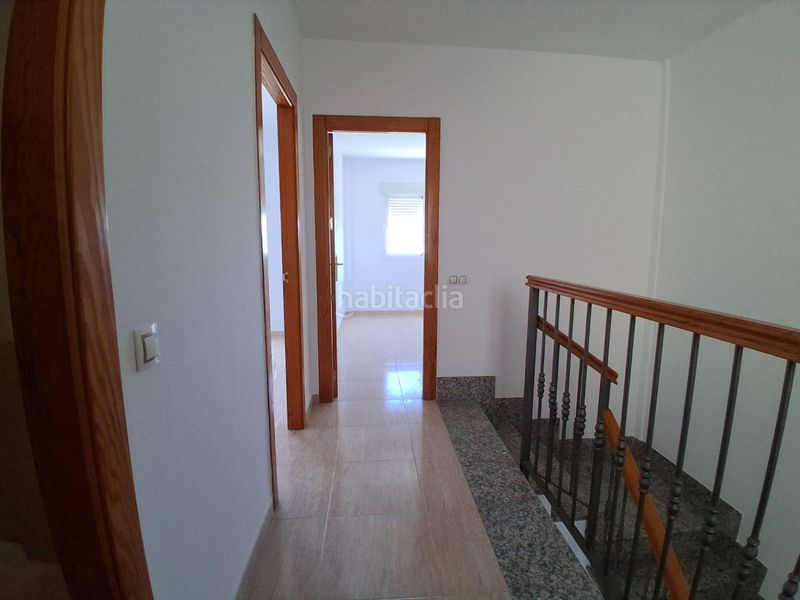 Foto 5c1b3a60-2d9f-45c9-8dc7-4e1a356c2ad5. Casa adossada a Berja