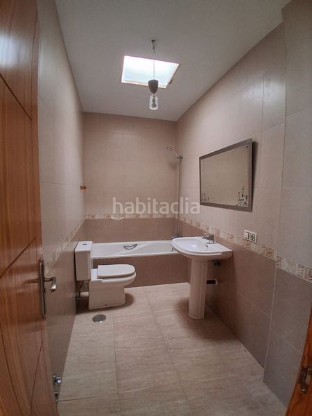 Foto 7f4d0e4b-0d2a-4abc-9115-e4cdff719588. Casa adossada a Berja