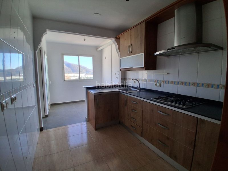 Foto c98ecb53-a7f1-4820-9096-da85e183b408. Casa adossada a Berja