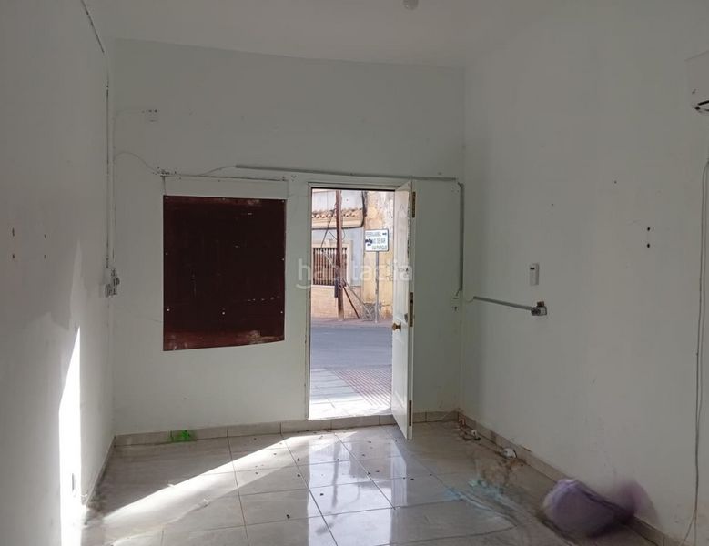 Foto b781a23f-557f-4225-ad34-550ffeccdad2. Casa adossada a Centro Almería