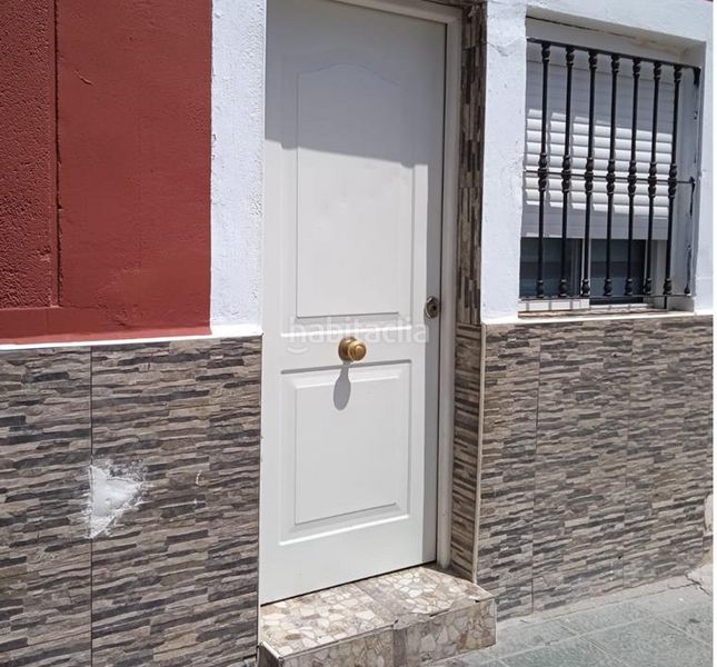 Foto bca374a1-4c1d-433d-8b11-2a7287a9ac70. Casa adossada a Centro Almería