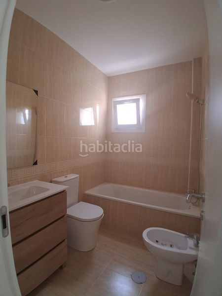Foto a3debca4-e8e4-4d17-9500-d7d1eb4f37d8. Pis amb calefacció piscina a Aguadulce Norte Roquetas de Mar