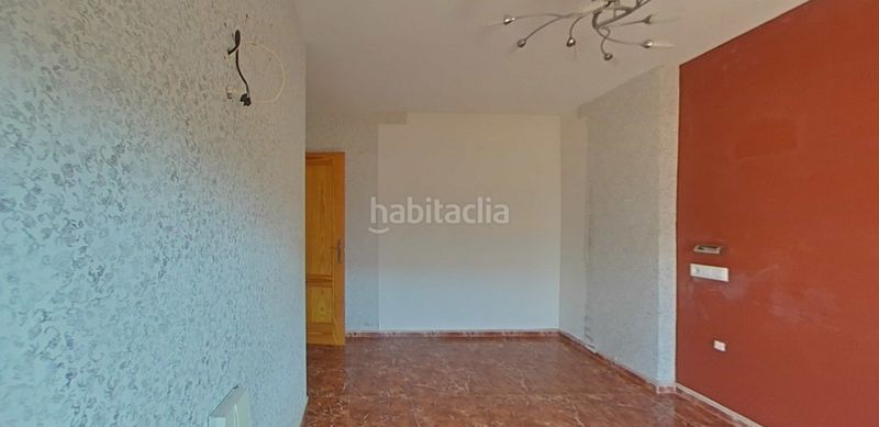 Foto c1a45382-b852-448a-80d6-366fa7e3dd55. Pis a Ejido centro Ejido (El)