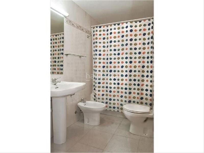 Foto 7bceb181-2bc9-46ba-ae5f-1e58c0c73545. Lloguer apartament a calle de la curva 45 a Ciudad Jardín - Tagarete - El Zapillo Almería