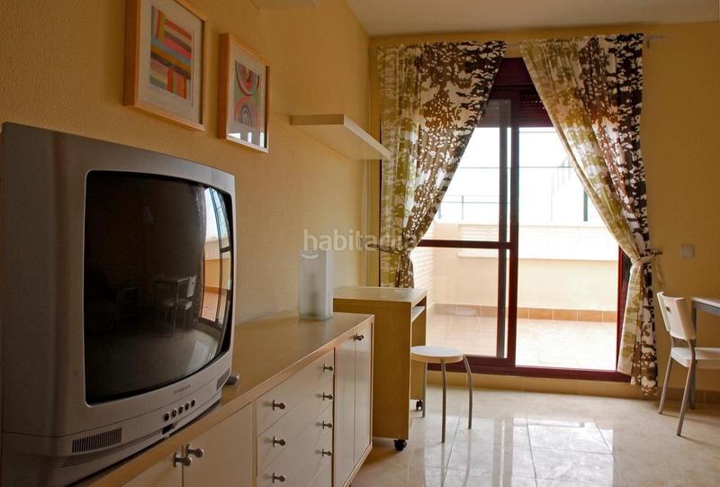 Foto c6a02aa6-2eba-4dc5-b044-bd8186027bb0. Alquiler estudio en calle benizalón 10 estudio alquiler en Almería