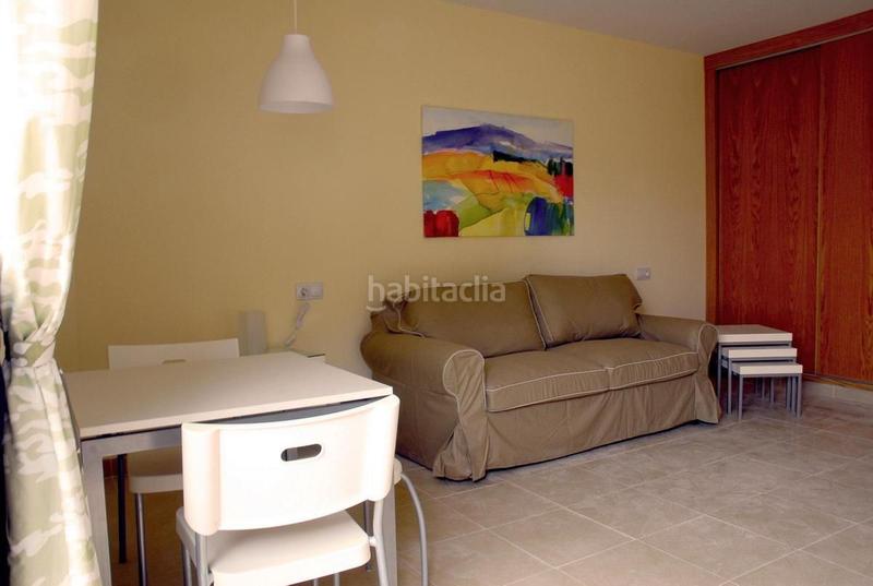 Foto d781458f-4b3f-454c-a60c-d2201fcdf5ba. Alquiler estudio en calle benizalón 10 estudio alquiler en Almería