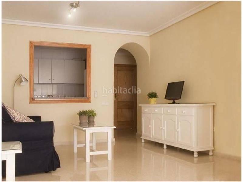 Foto 11fb9e39-608d-4a08-92c8-5a832200cc3b. Lloguer apartament a calle de la curva 45 a Ciudad Jardín - Tagarete - El Zapillo Almería