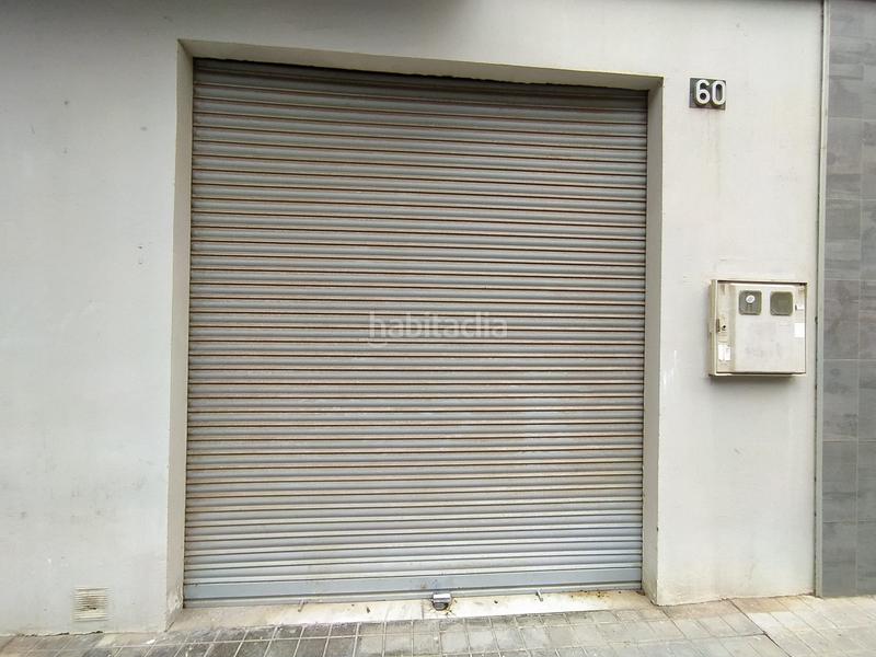 Foto 8c58bc29-b33d-4f67-be28-d82cb9739117. Location local commercial dans calle de la curva 41 dans Almería