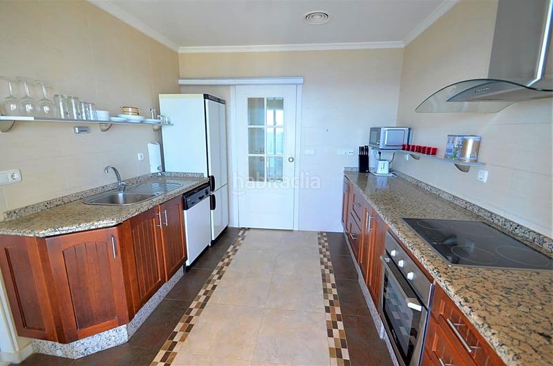 Foto 656c616c-0018-4cf3-b9c2-7d087860956b. Penthouse with parking pool in Chullera Manilva
