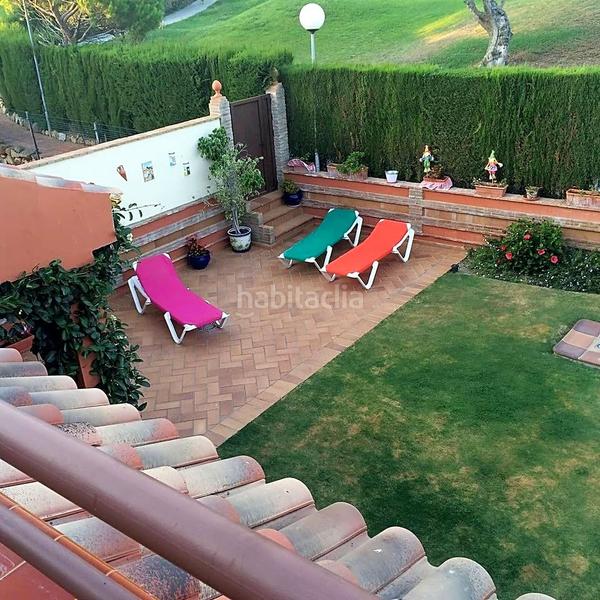 Foto da53ac05-a62c-477f-95c9-8af30eacb937. Casa aparellada amb piscina a La Duquesa Manilva