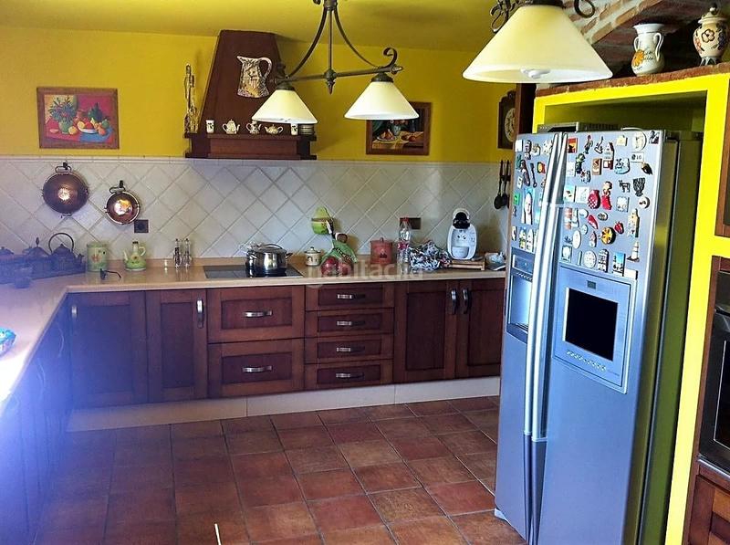 Foto a3c29063-42db-4ef8-acee-bf84566e1415. Casa bifamiliare con piscina in La Duquesa Manilva