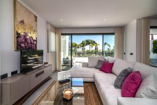 Apartament  Los reales