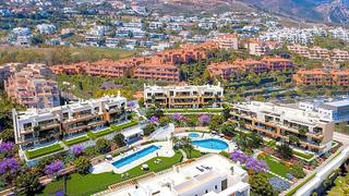 Apartament  Pico alcazaba. Moderno apartamento 3 dormitorios en atalaya