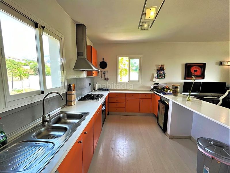 Foto 5719b322-c75d-480d-b187-ef2845804627. Casa amb piscina a Valle Romano Golf Estepona