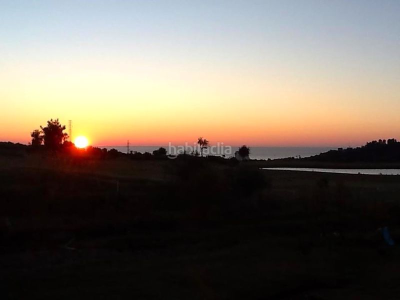 Foto abd9f1d2-c3fd-43d1-8028-926cf74087e4. Casa amb piscina a Valle Romano Golf Estepona