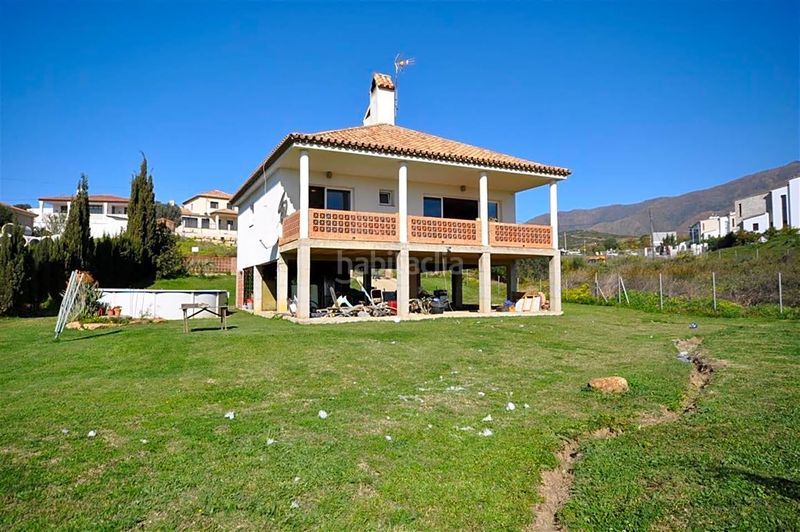 Foto b2a38a56-2436-4ce4-917c-eae40c78760f. Casa amb piscina a Valle Romano Golf Estepona