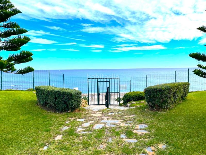 Foto 564da6c9-65a3-44c7-9203-34b36838df89. Piso magnifico apartamento en primera linea de playa con bellísimas vistas al mar, costa. en Casares
