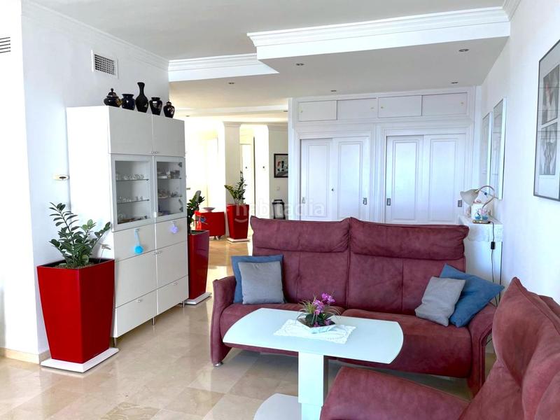 Foto a1b2f0ba-c1df-4026-ae74-556a10fd467b. Piso magnifico apartamento en primera linea de playa con bellísimas vistas al mar, costa. en Casares
