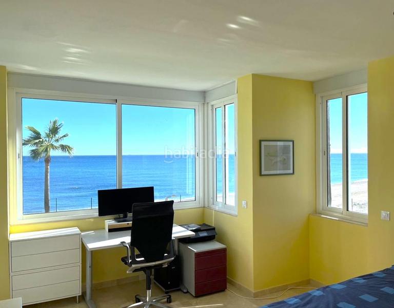 Foto f1136c43-1754-4738-be15-bfb8e688bd39. Piso magnifico apartamento en primera linea de playa con bellísimas vistas al mar, costa. en Casares