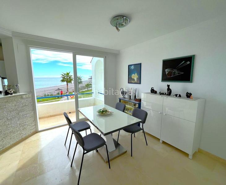 Foto fb5d7ae7-e0a2-4489-88de-14d0fda0b17b. Piso magnifico apartamento en primera linea de playa con bellísimas vistas al mar, costa. en Casares