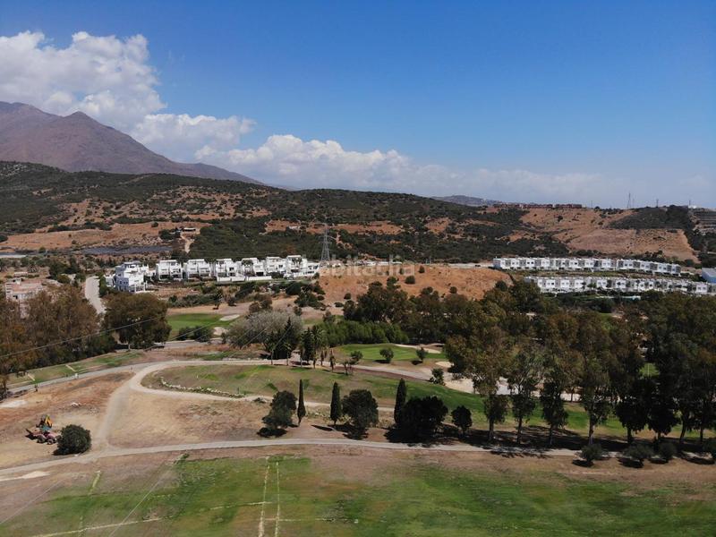 Foto fb55f377-58a2-41ba-a436-db422f7dd36c. Wohngrundstück in Estepona golf Estepona