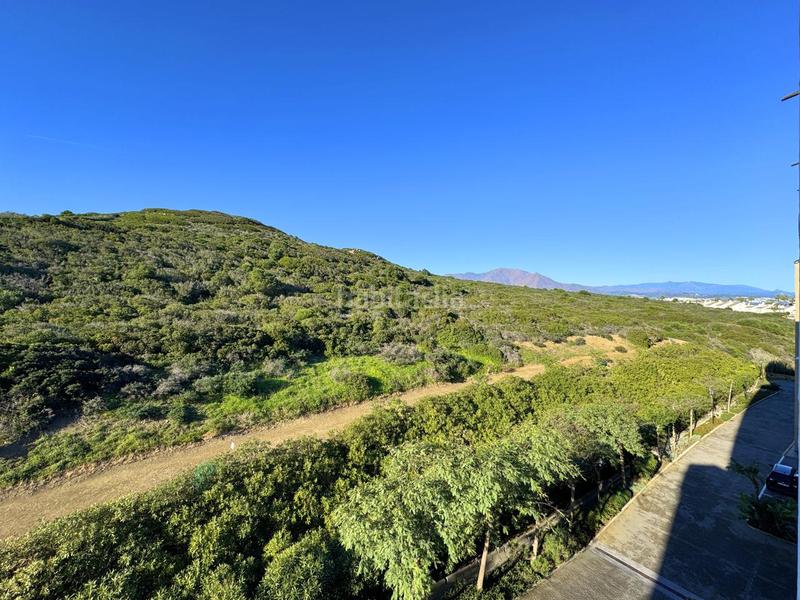 Foto 300b01b0-3ccf-46ce-8ce9-fd31af3c1c1a. Dúplex amb aparcament piscina a La Duquesa Manilva