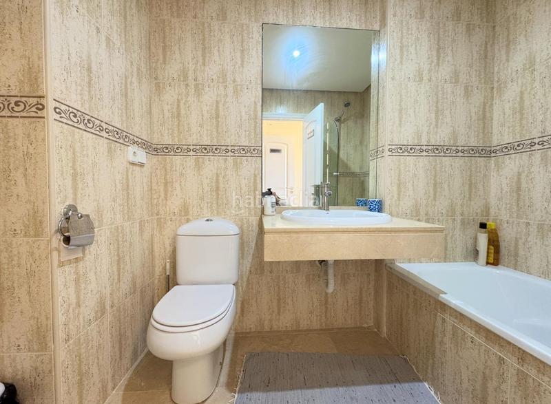 Foto 6a58bdfb-7c22-413d-ba63-98f2af5fdcef. Dúplex amb aparcament piscina a La Duquesa Manilva