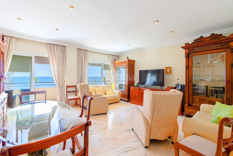 Foto 43d22812-c347-49a6-a45a-7be7a9dedf0f. Piso amplio piso con vistas al mar en el Centro en Estepona