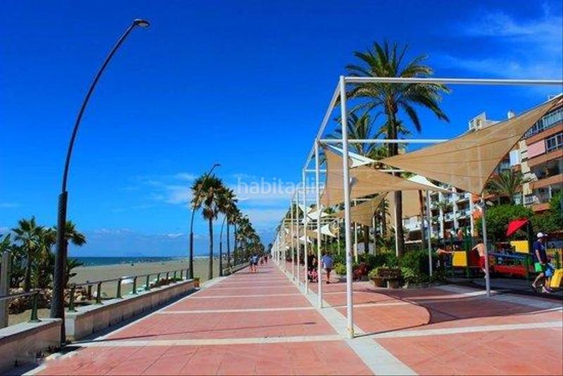 Foto 6fda431b-1a9a-4057-8976-8ff6f2cdb488. Apartamento  junto al paseo maritimo en Estepona