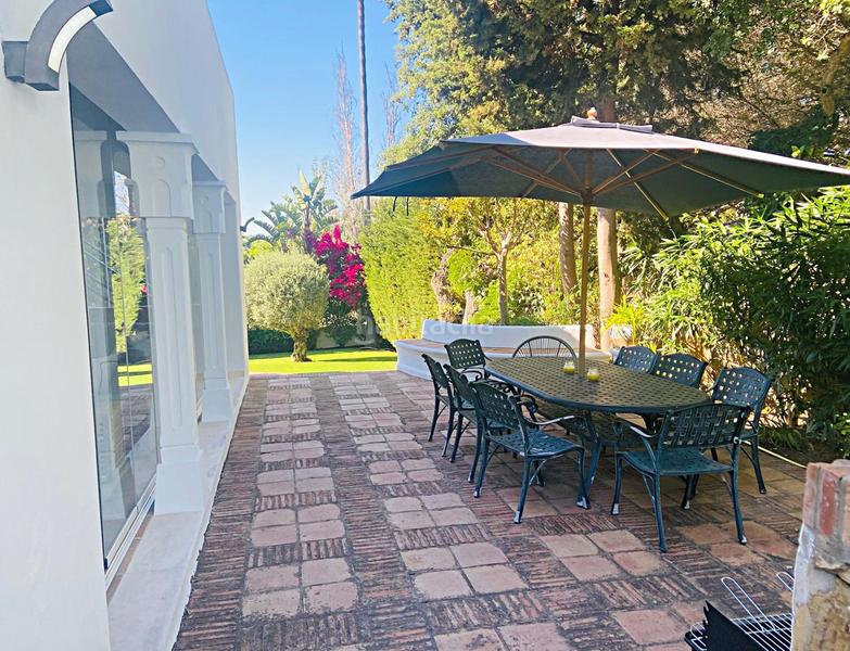 Foto fa49922a-b096-4a5f-b2b9-c386793b810a. Casa amb calefacció aparcament piscina a Sotogrande costa Sotogrande