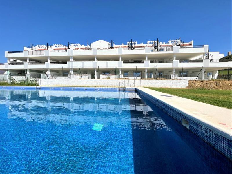 Foto 8f8e178b-3de9-402c-8fe4-c35ed670409f. Parking coche en Doña Julia Golf Casares