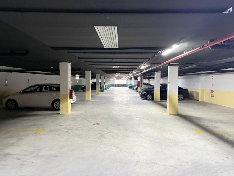 Foto e2c032cb-7123-4c29-b9c5-0ab3774569f5. Parking voiture dans Doña Julia Golf Casares