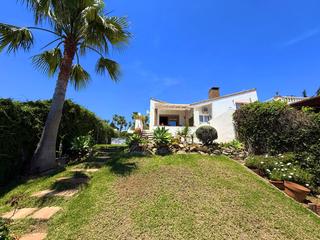 Maison jumelée  Maestro chueca. Preciosa villa con maravillosas vistas a la playa, estepona.