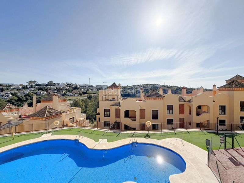 Foto 105ef02f-4e18-48f8-9f04-b4bdb4625e84. Àtic amb aparcament piscina a Valle Romano Golf Estepona