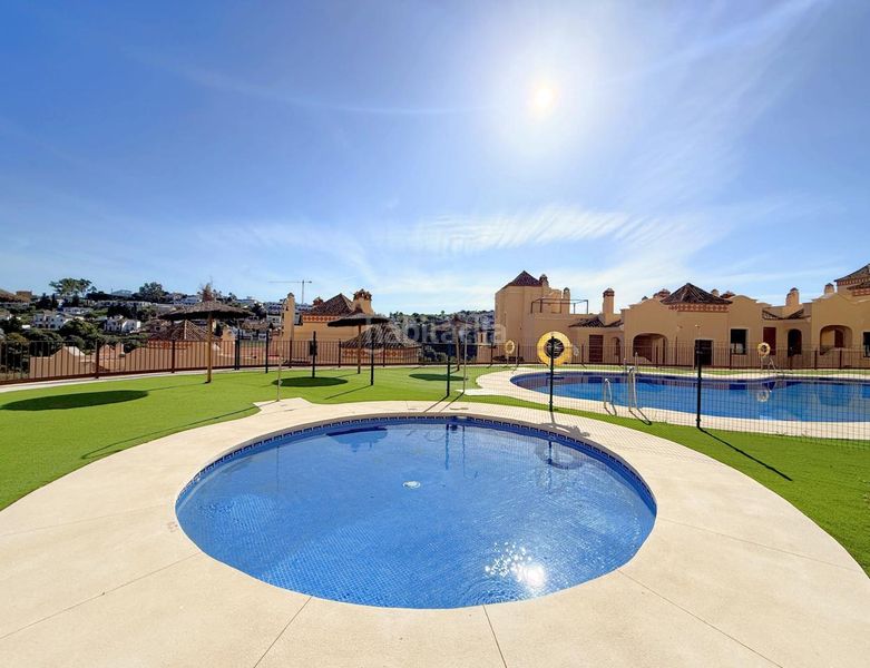 Foto 5726d150-b3cf-4cdc-ba1c-43124f0b1da2. Àtic amb aparcament piscina a Valle Romano Golf Estepona