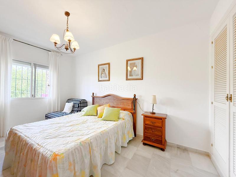 Foto f9521dfb-61b6-4c51-9f32-2776f04efa07. Casa con piscina in altos de Estepona Estepona