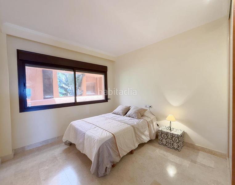 Foto 1886e14c-5003-4fbe-a9c9-2972daf60e92. Apartamento exclusivo apartamento con terraza soleada y vistas al mar en la costa en Estepona