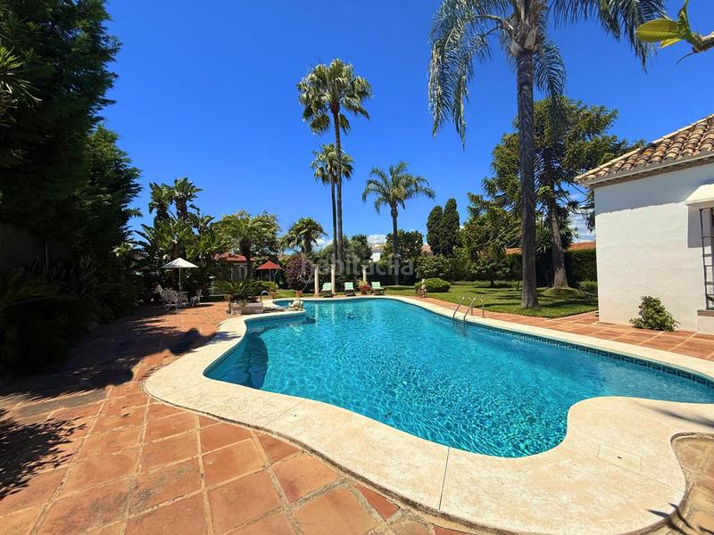 Foto 02e89223-7625-458f-8717-7ca4bf71ba3b. Casa amb aparcament piscina a Nueva Alcántara Marbella