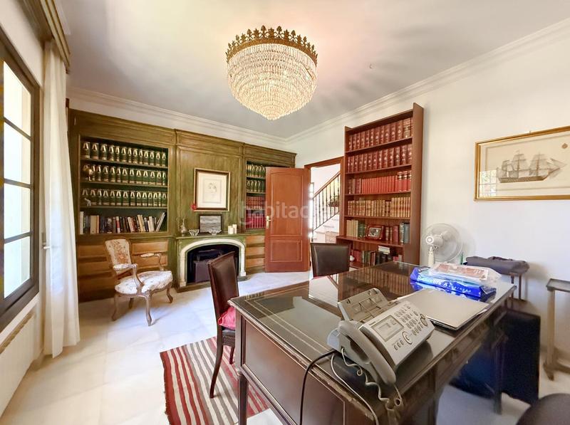 Foto 28aa3609-7fa9-4fb7-836e-e98e85c72230. Casa amb aparcament piscina a Nueva Alcántara Marbella