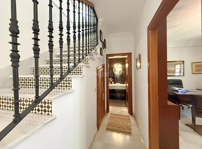 Foto 5a13f39f-8551-4907-9fb8-d718141b9f52. Casa amb aparcament piscina a Nueva Alcántara Marbella