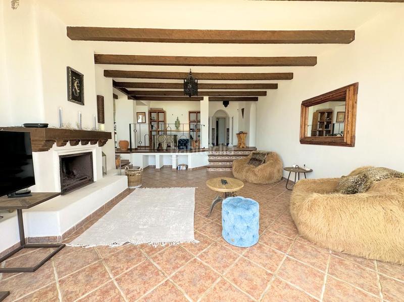 Foto 010aad5b-634d-4741-9d21-cc8380d9e3ae. Casa exclusiva villa en primera línea de playa en Manilva