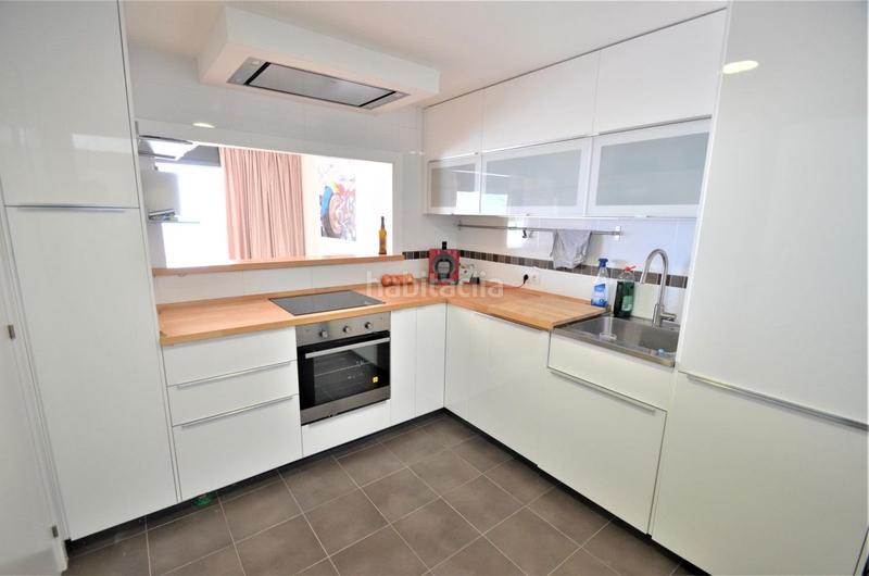 Foto 2de2d5d2-8a88-406c-9265-e1a504be27d1. Dachwohnung mit heizung parking in Doña Julia Golf Casares