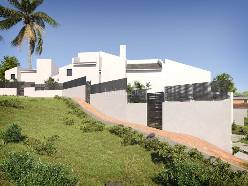 Foto db072eb5-4059-431f-b230-ffe25e90d773. Casa exclusivo pareado en Bahía Dorada con vistas impresionantes al mar en Estepona