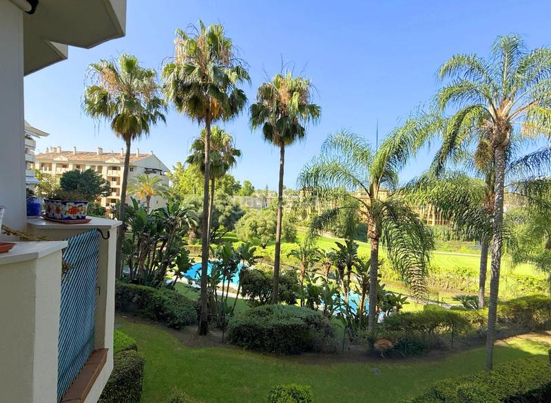 Foto 1b8d67b7-7aef-46a1-8d18-56bb111204d2. Appartement avec chauffage parking piscine dans Guadalmina Alta Marbella