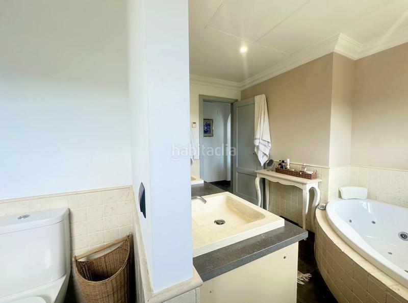 Foto 21feff1d-662d-4544-b049-95a37ca41b75. House with heating parking pool in Sotogrande alto Sotogrande