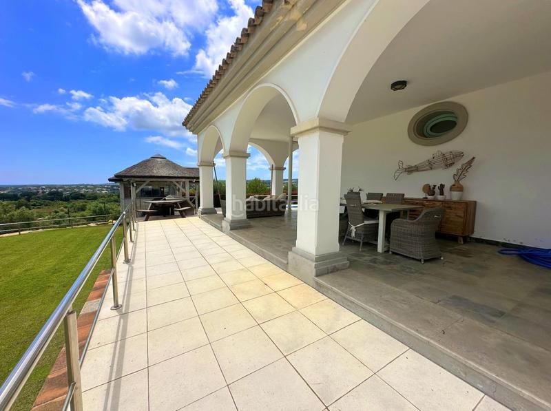 Foto 37f09865-dfed-40ab-ae45-29d7bc962650. House with heating parking pool in Sotogrande alto Sotogrande