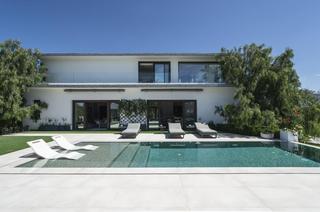 House  Del higueral. Villa de lujo exclusiva con vistas panorámicas a solo 5 km de pu
